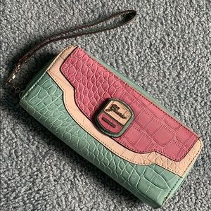 Guess wallet